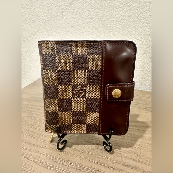 Vintage Louis Vuitton Damier Ebene Compact Snap Wallet EUC - Picture 1 of 14
